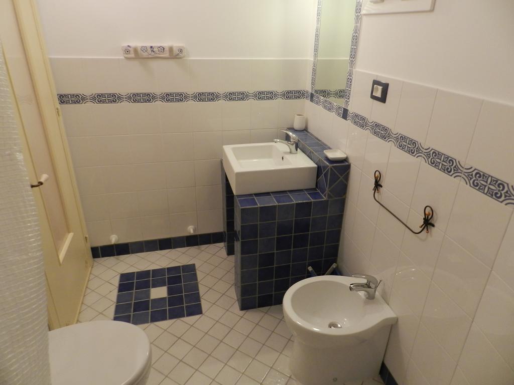 Casa Corte Con Terrazza Taviano  Bilik gambar