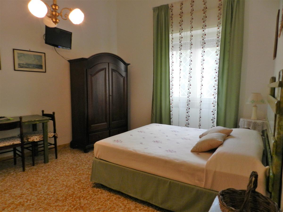Casa Corte Con Terrazza Taviano  Luaran gambar